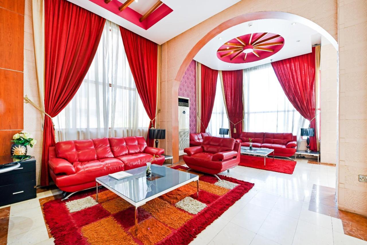 Oyo 118 Revira Hotel Manama Exteriör bild